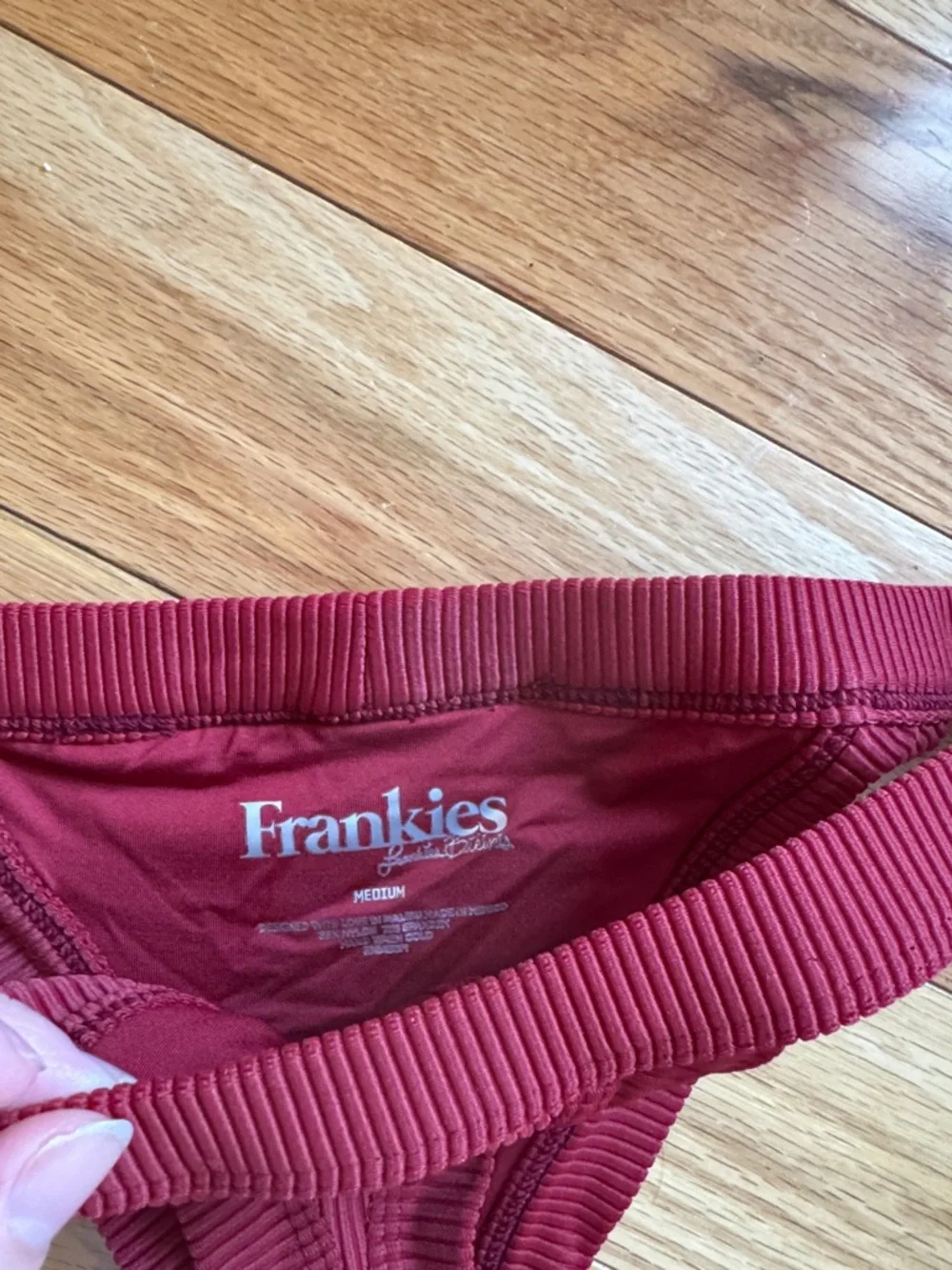 Frankie's Bikinis Ribbed Burgundy Two-Piece Bikini Set Classic NWOT - Picture 3 of 6